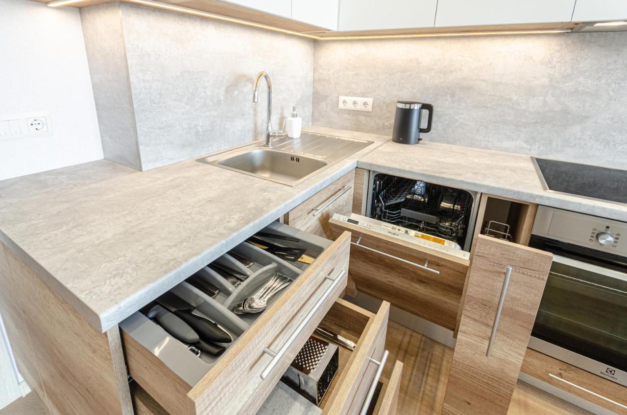 Petrovdom 5-25 In Cozy Apartment In Residential Complex "Beresteiskyi" Kiev Extérieur photo